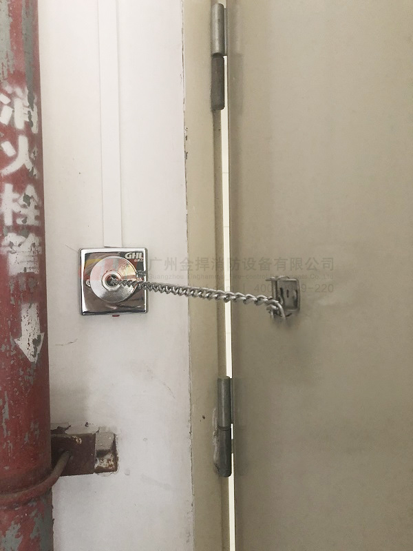 嶺南醫院各防火門安裝金捍力電磁釋放器