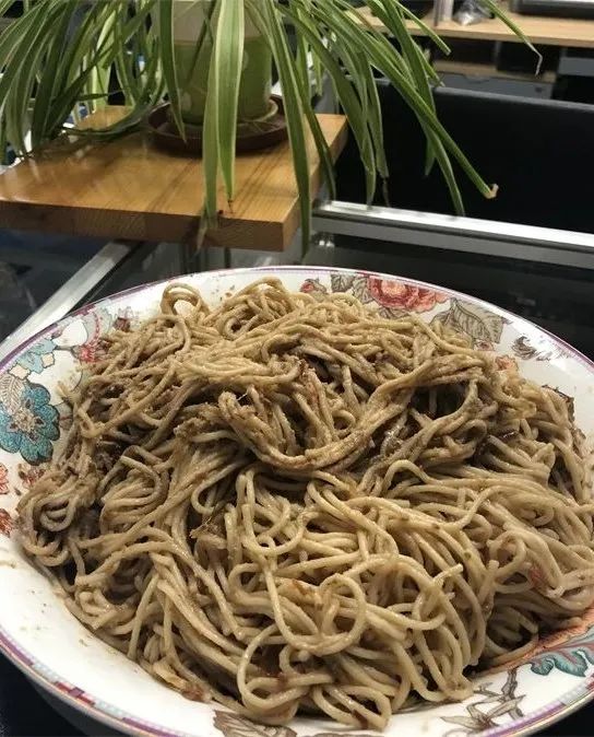 熱干面